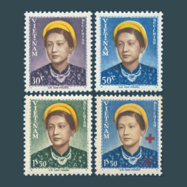 Hoàng hậu Nam Phương (Hồng Thập Tự) 15-8-1952 - Tem V.N.C.H